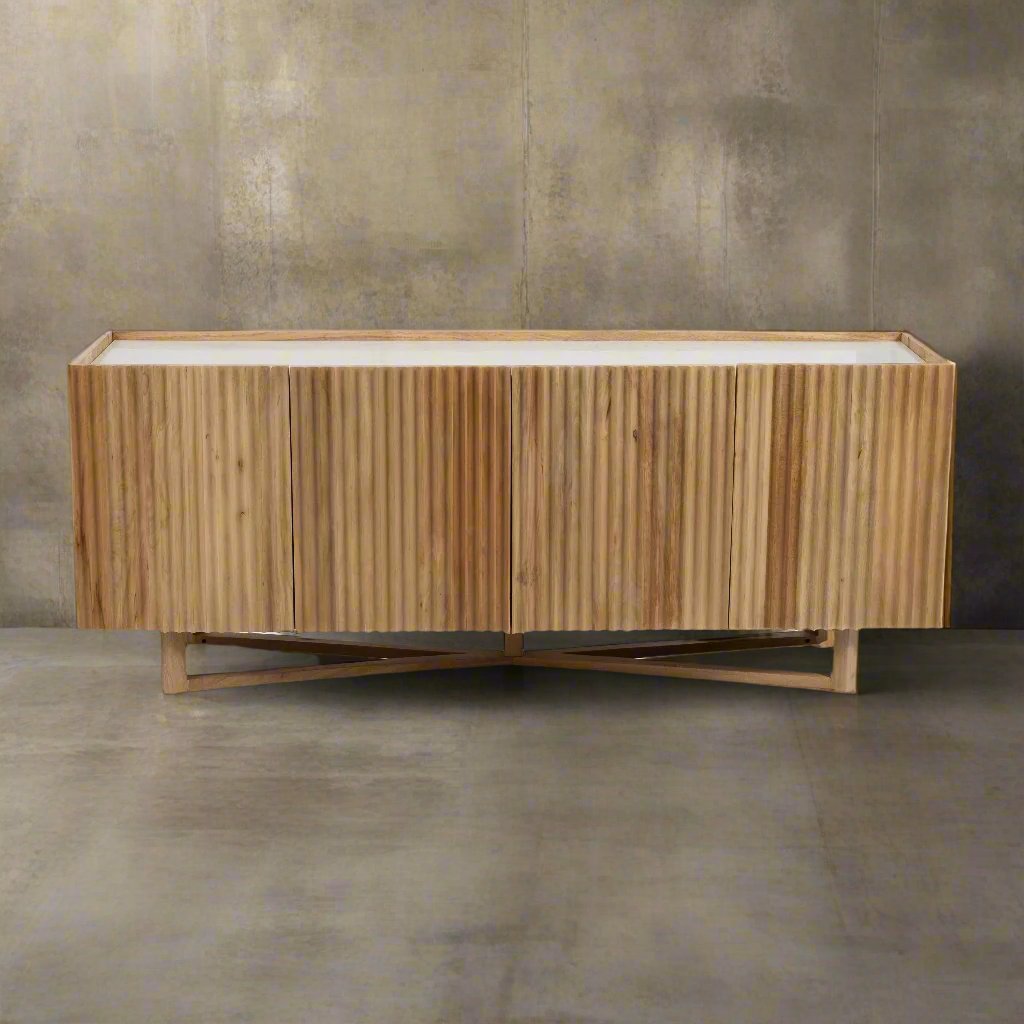 Boadny Credenza