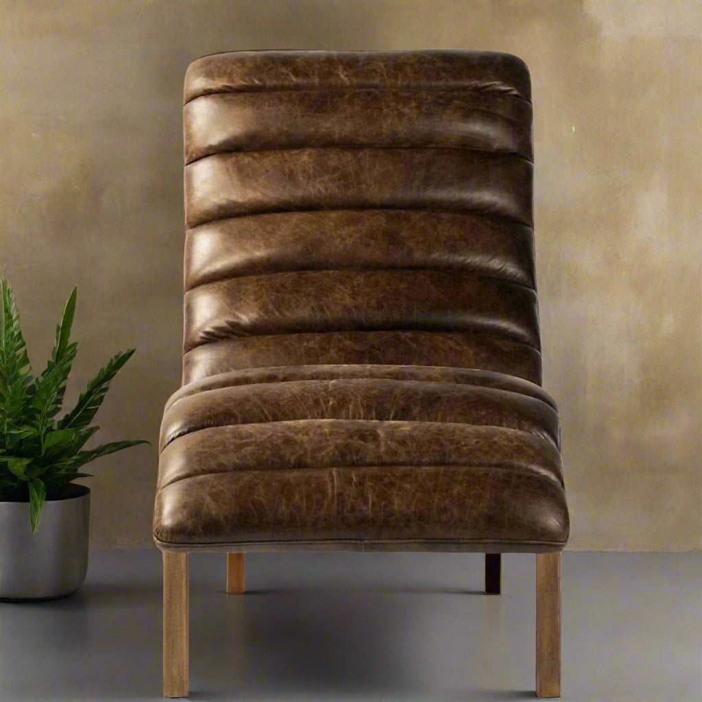 Tufny Chair