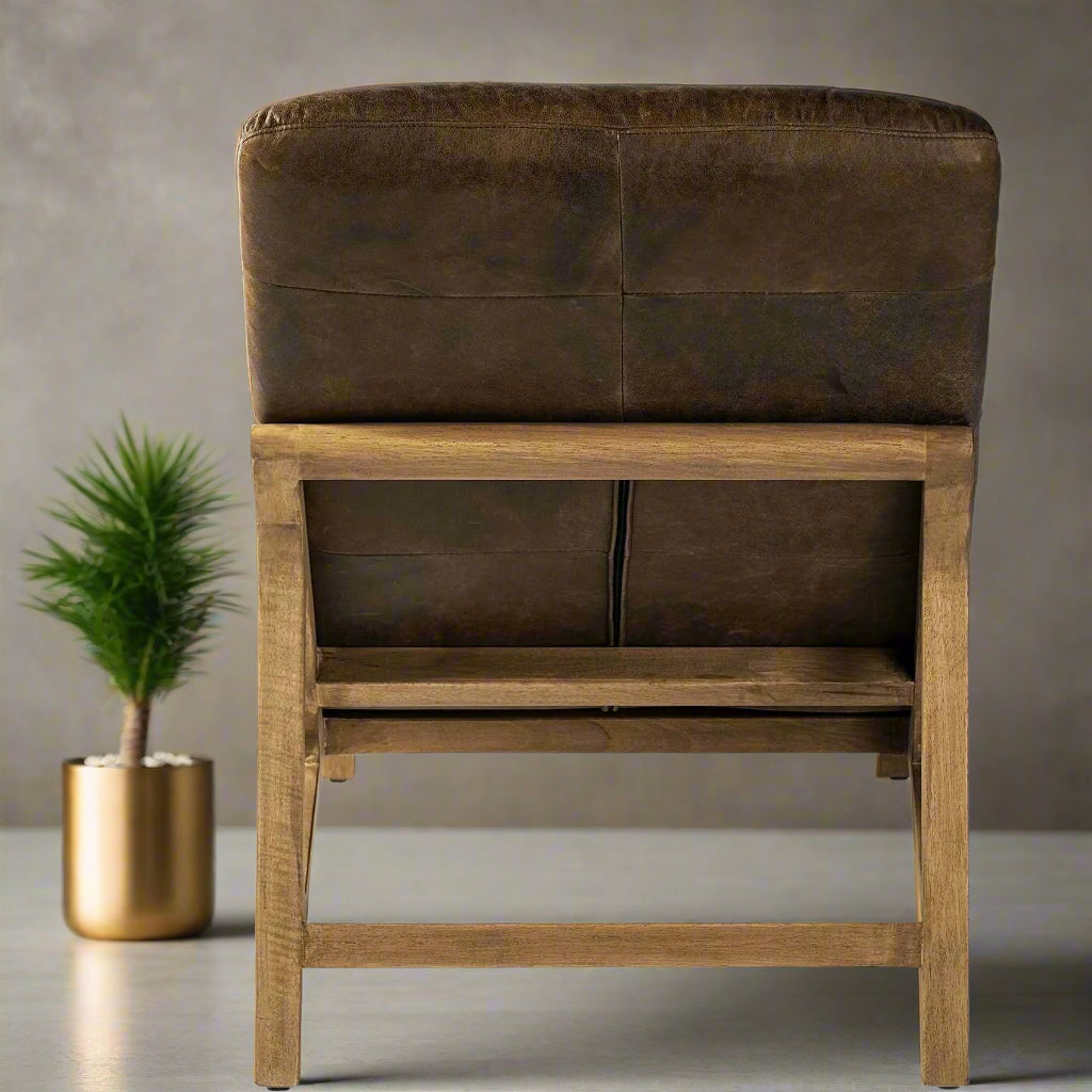 Tufny Chair