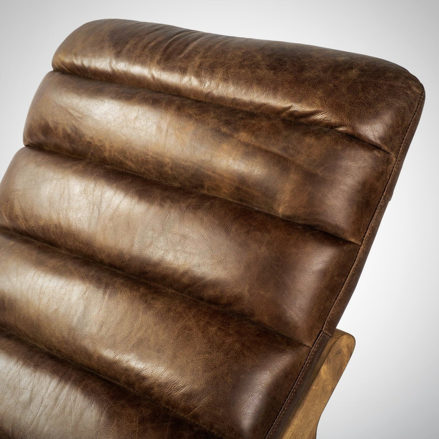 Tufny Chair