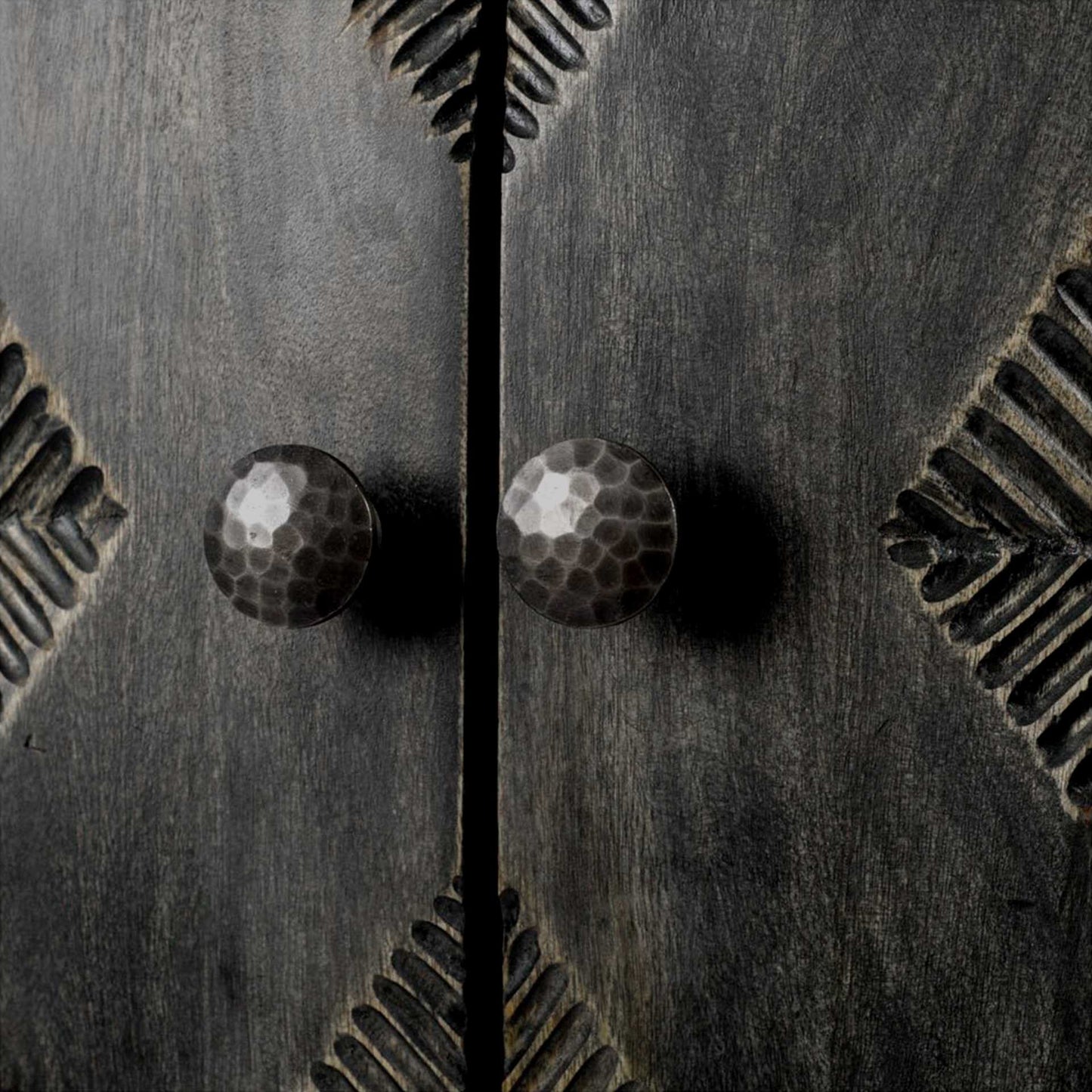 Antiny Credenza