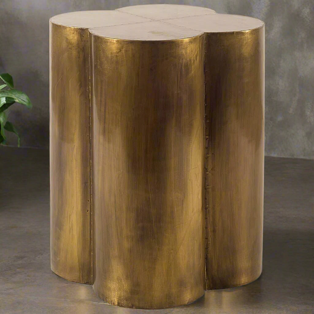 Clovny Accent Table