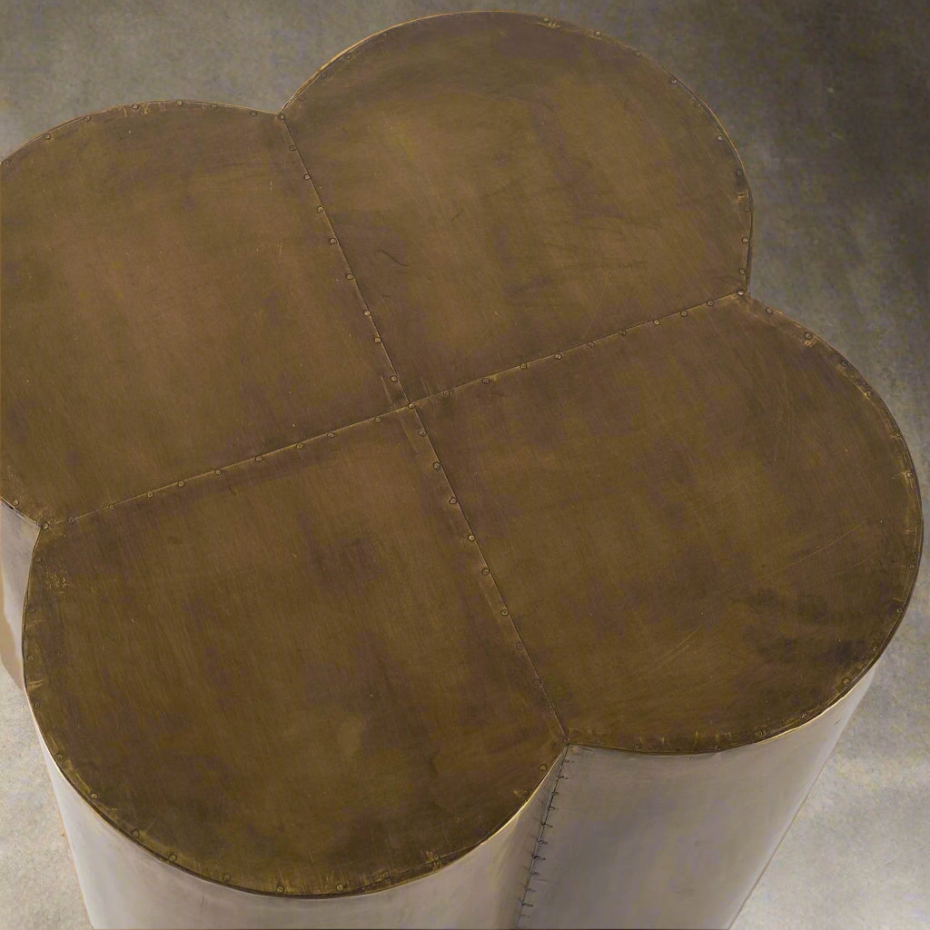 Clovny Accent Table