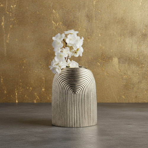 Decony Vase 11"