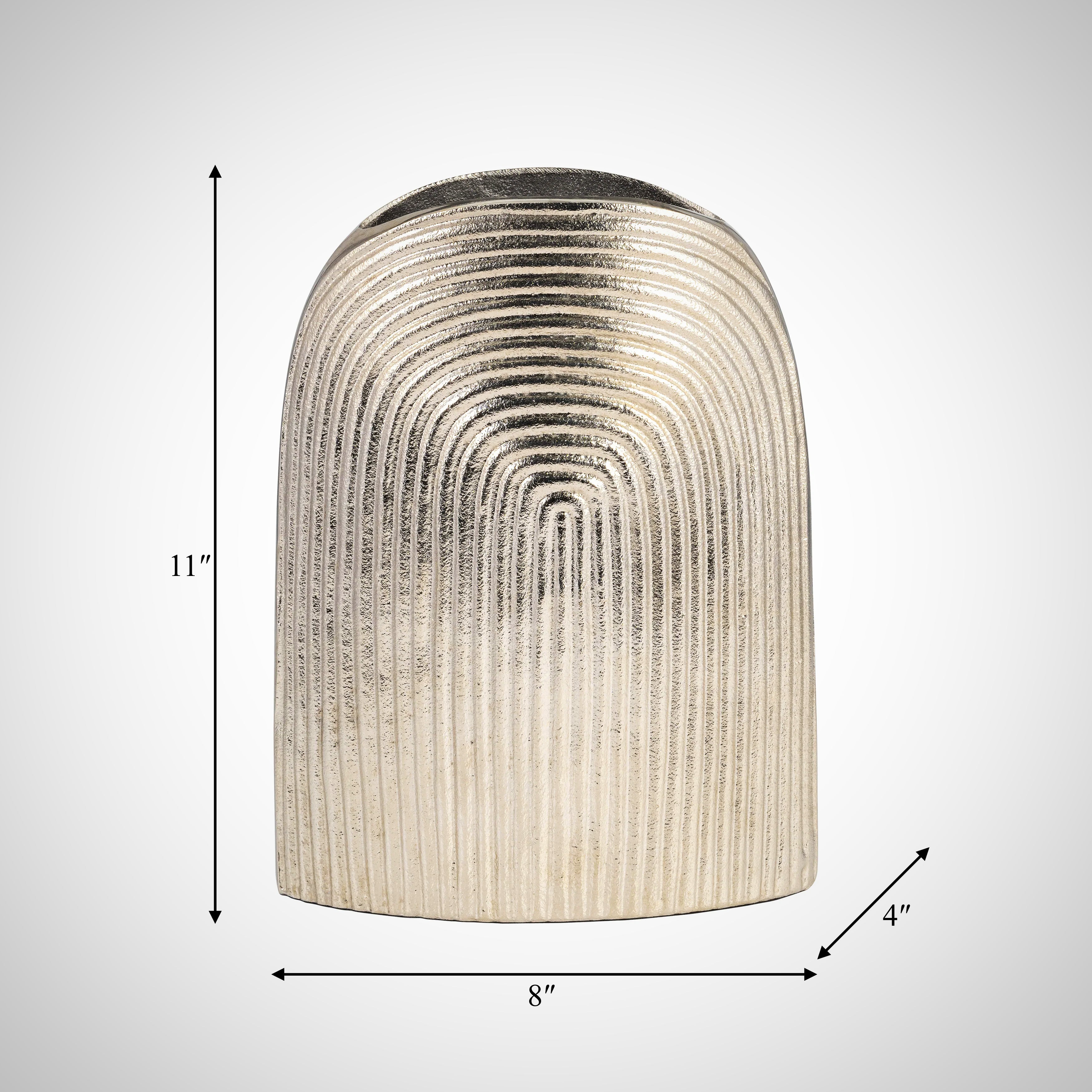 Jarrón de metal con forma de arco de 11"