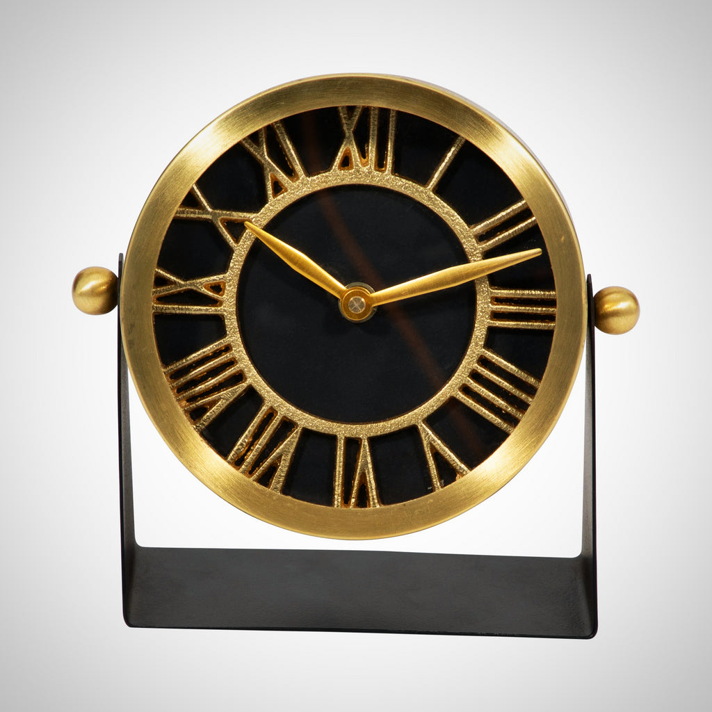 Reloj de mesa de metal dorado