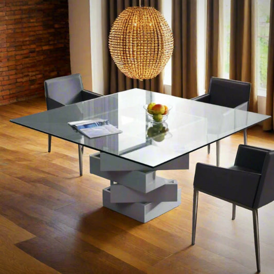 Cozeny Dining Table