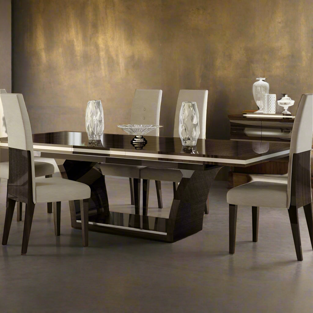 Oakfield Dining Table