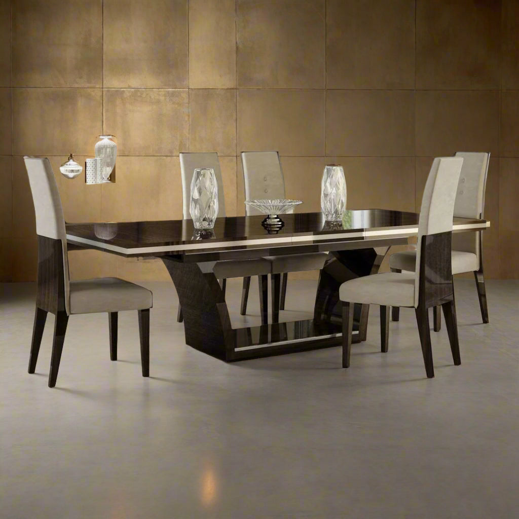 Oakfield Dining Table