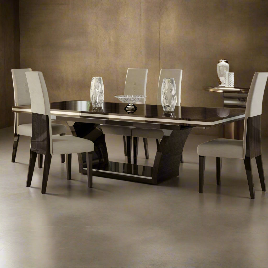 Oakfield Dining Table