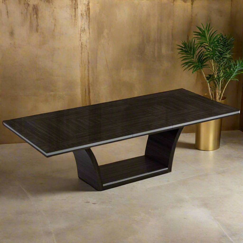 Oakfield Dining Table
