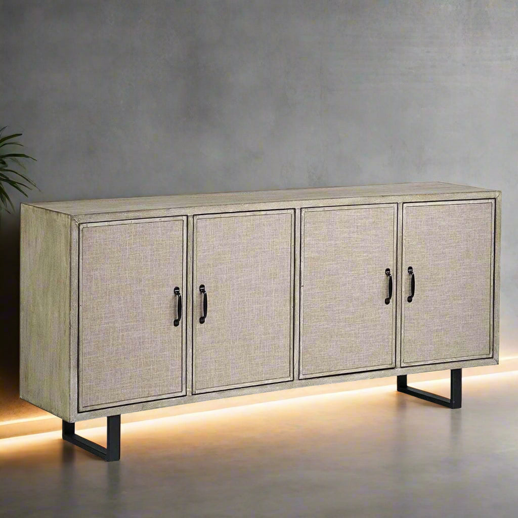 Luziny Credenza