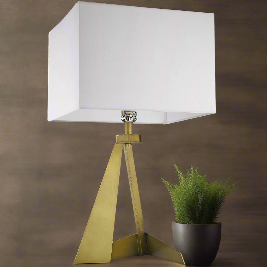 Carroll Lamp