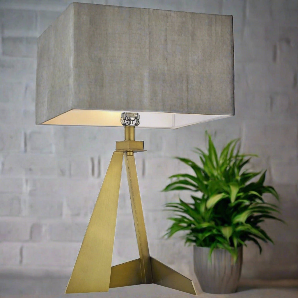 Carroll Lamp