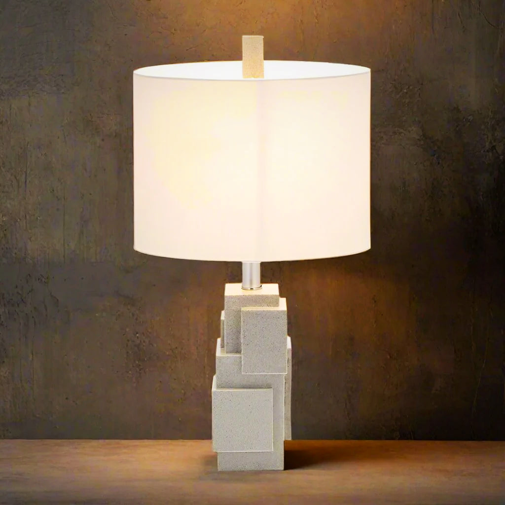 Caroline  Lamp