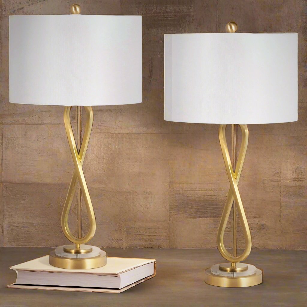 The Ishua  Lamp Set /Two