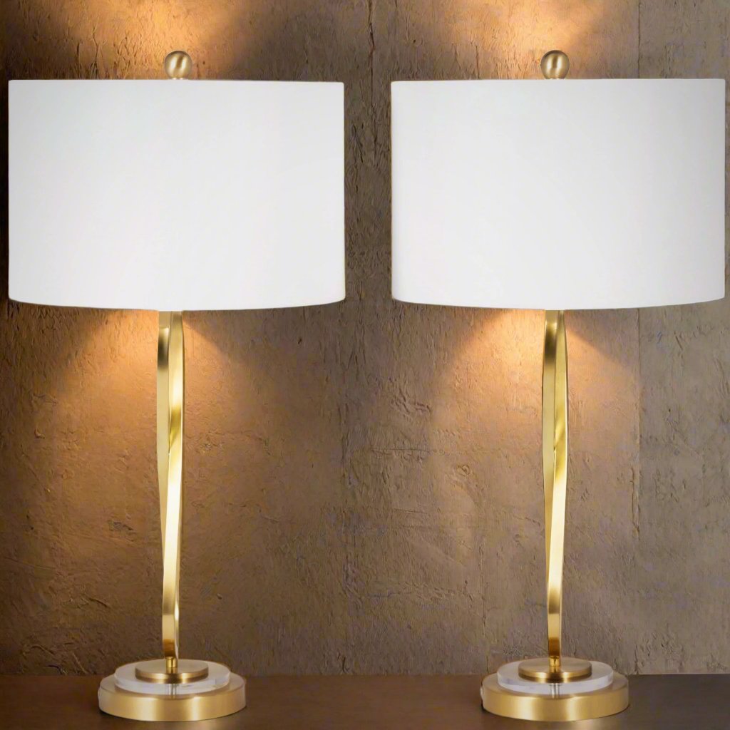 The Ishua  Lamp Set /Two