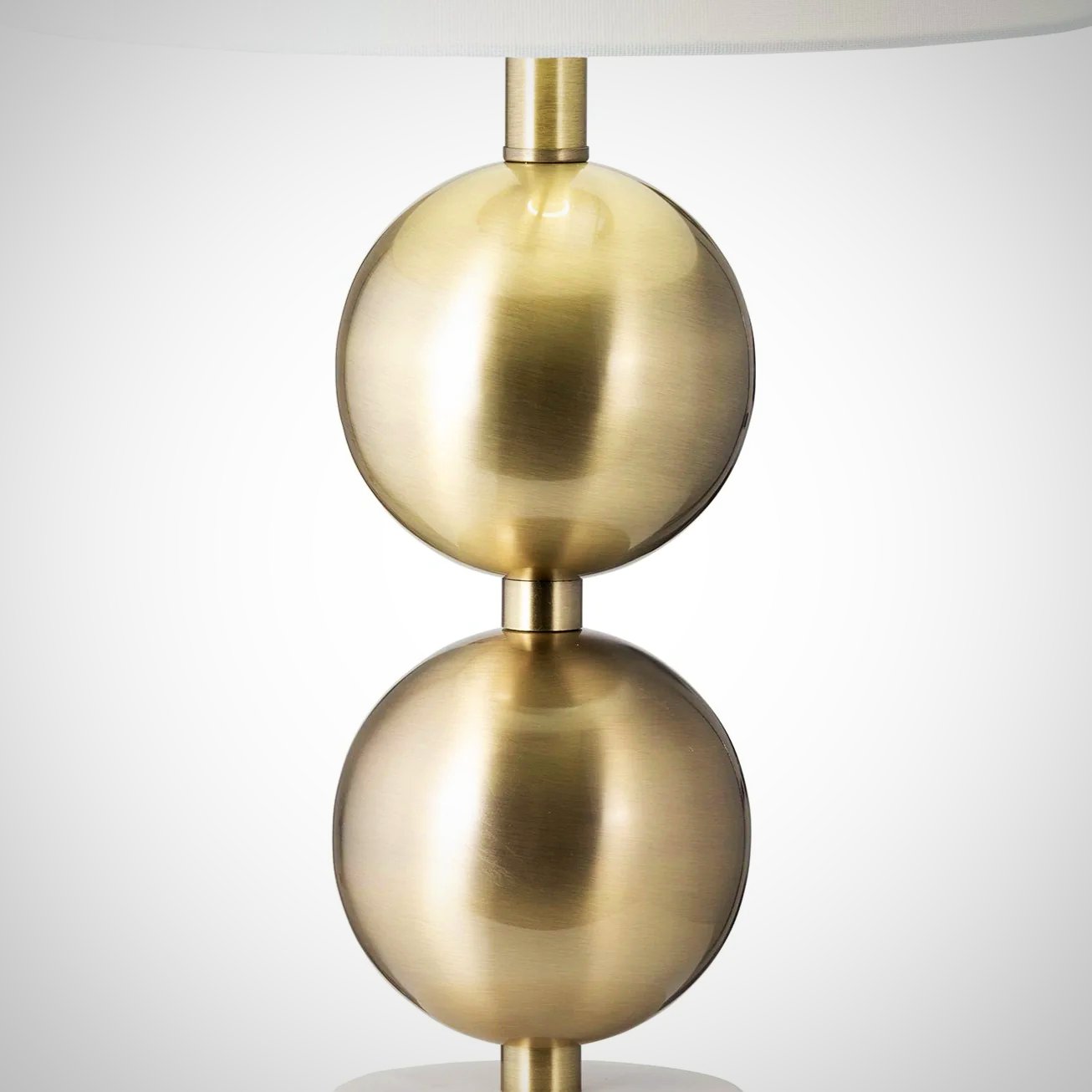Carlisle Lamp