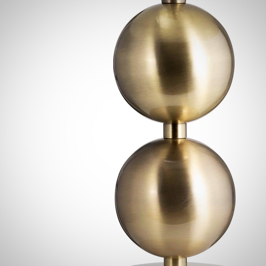 Carlisle Lamp