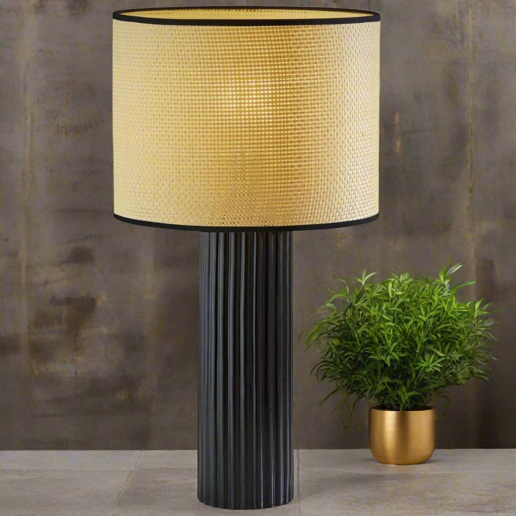 Pembroke Lamp