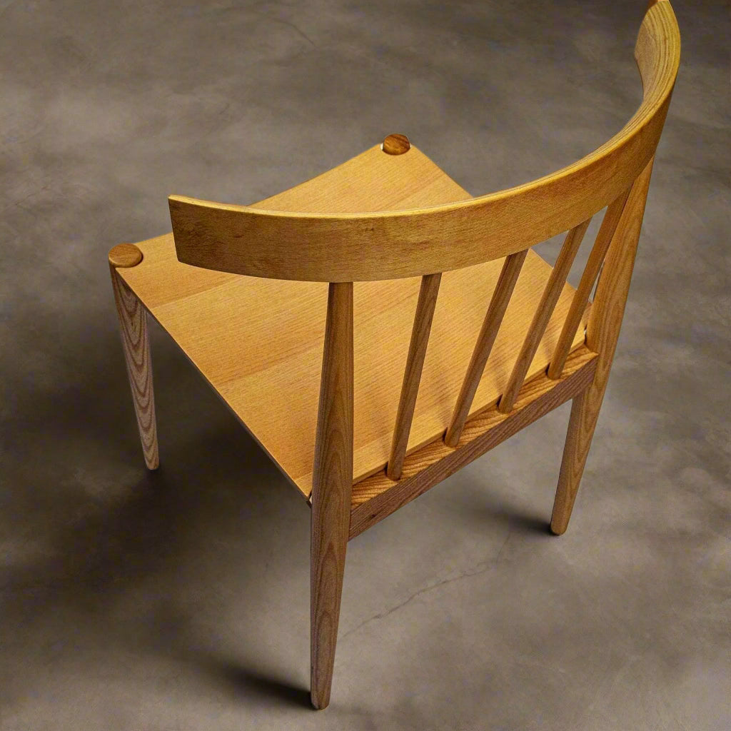 Deseny Dining Chair