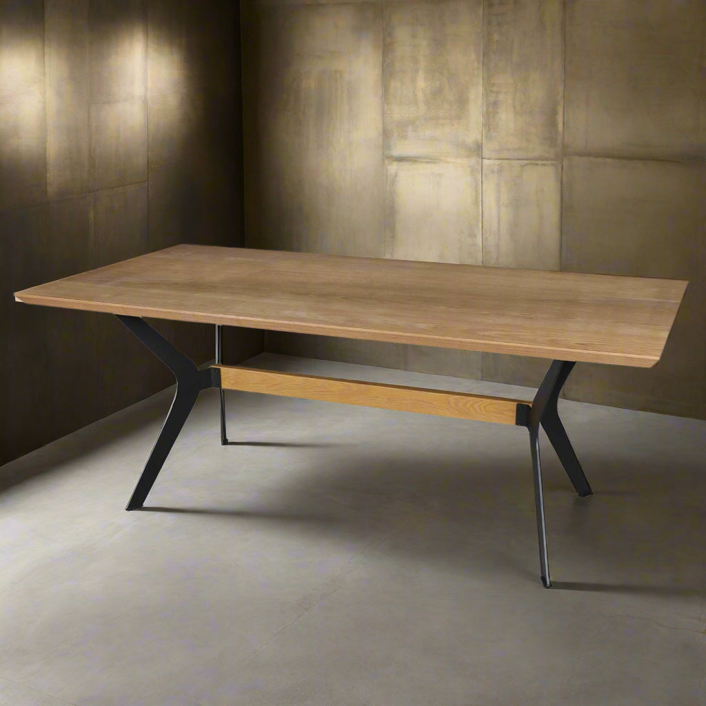 Farmington Dining Table