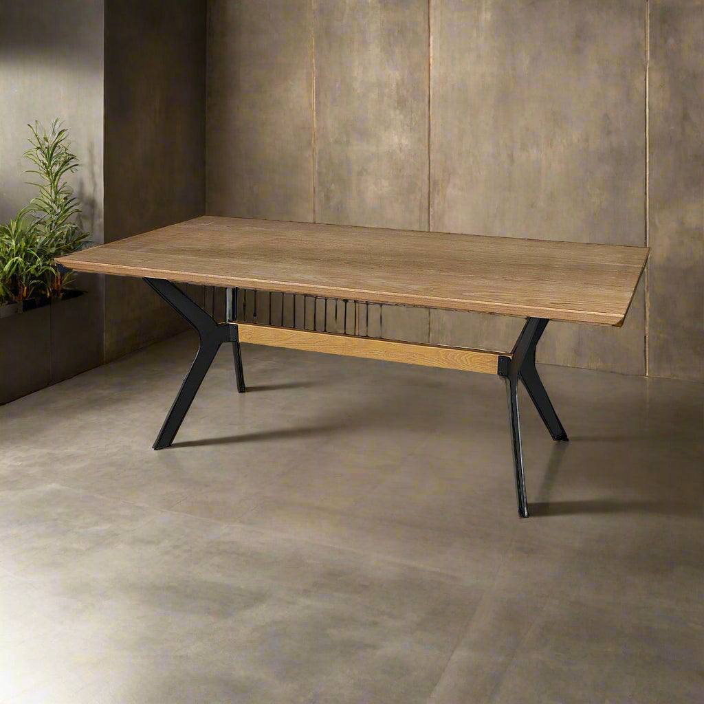 Farmington Dining Table