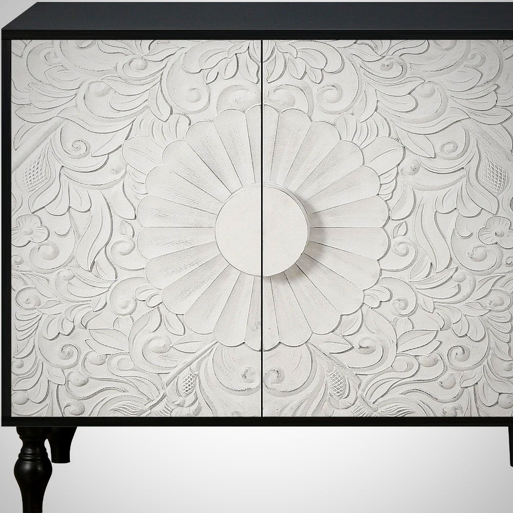 Dutches Credenza