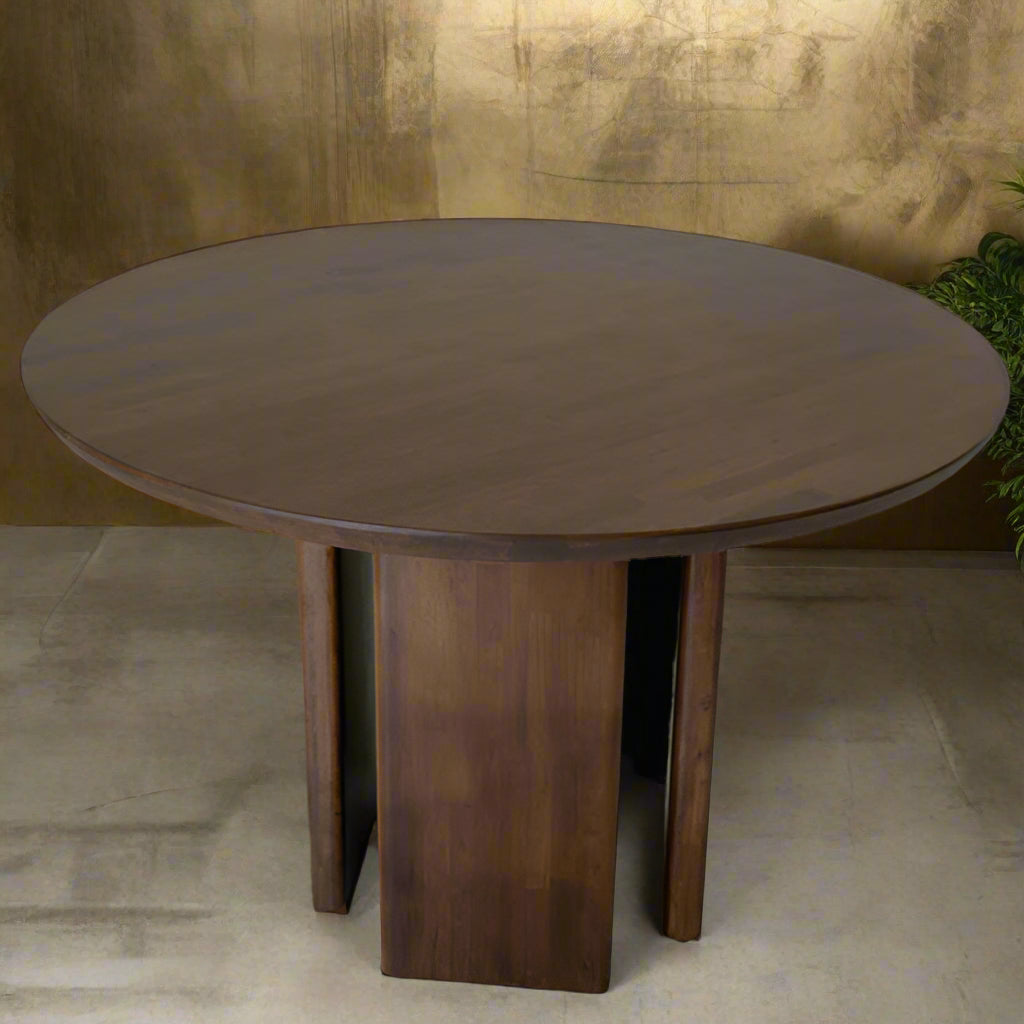 Hinsdale Dining Table