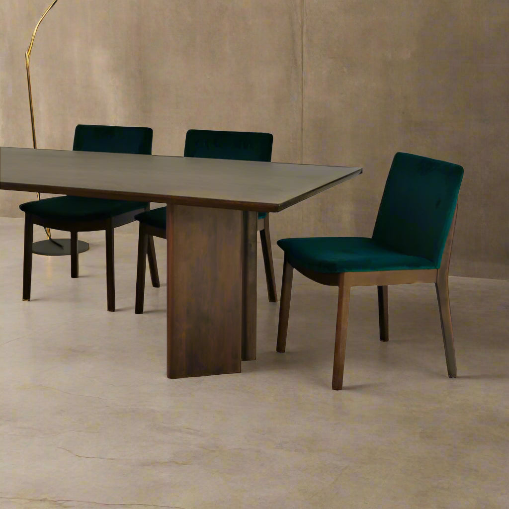 Highlands Dining Table