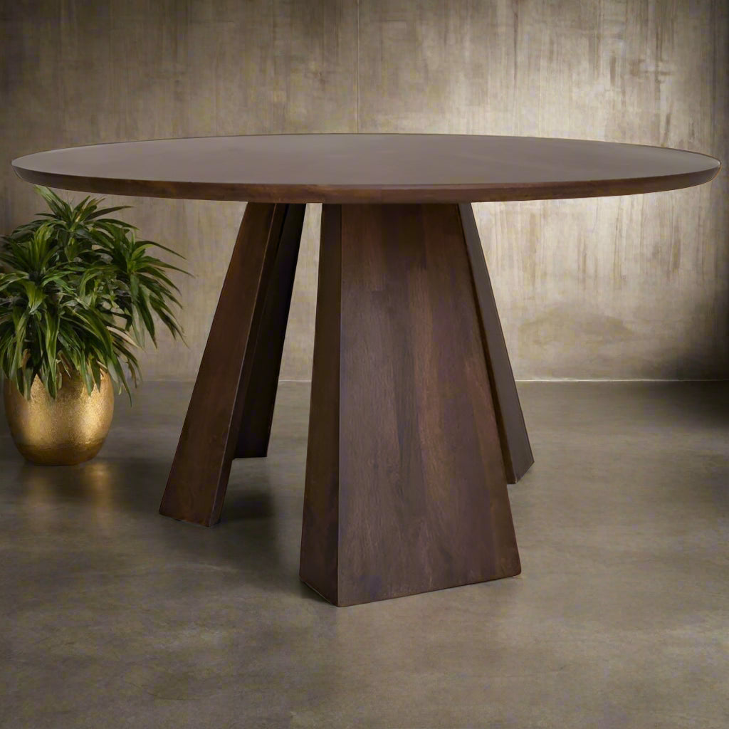 Edinburg Dining Table